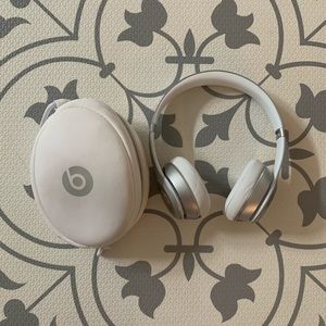 Beats Solo Silver Headphones